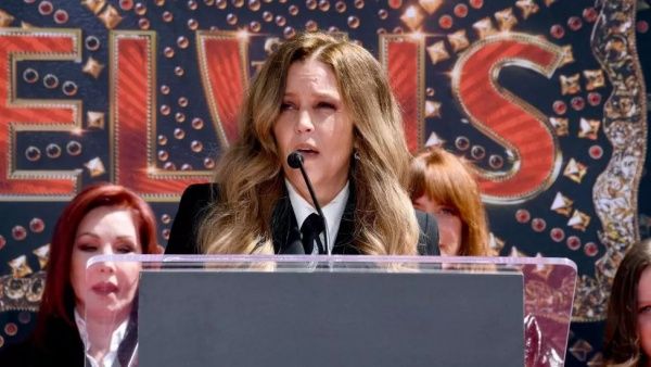 லிசா மேரி பிரெஸ்லி மாரடைப்பபு காரணமாக உயிரிழந்தார்..சோகத்தில் ரசிகர்கள் !