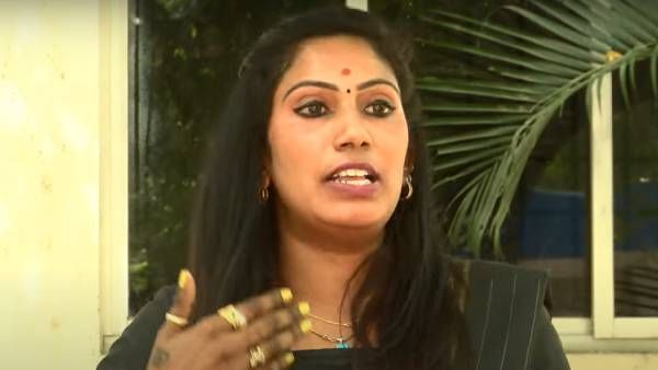 பக்கத்து வீட்டு பிரச்சனை.. பாஜகவில் சேரப்போகிறேன்.. அதிரடி முடிவெடுத்த தாடி பாலாஜி மனைவி !