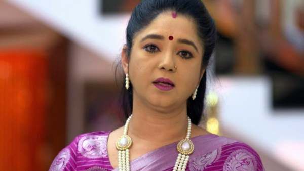 எழுந்ததும் குடிக்கணும்னு தோணுச்சுனா குடிப்பேன்.. நடிகை ஐஸ்வர்யாவின் அதிரடி பேட்டி!