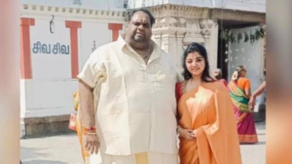 எங்களை நேசிக்கும் உறவுகளுக்காகவும்.. ரவீந்தர் -மகாலட்சுமி கோயில் விசிட்!