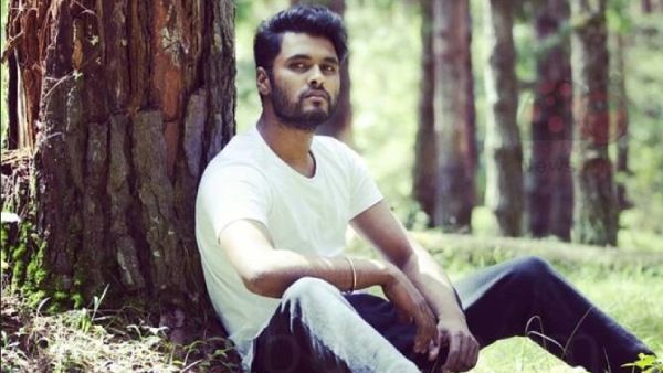 டைரக்டராக களமிறங்கும் பிக்பாஸ் அமீர்.. ஹீரோ -ஹீரோயின் யார் தெரியுமா.. வேற யாரு!