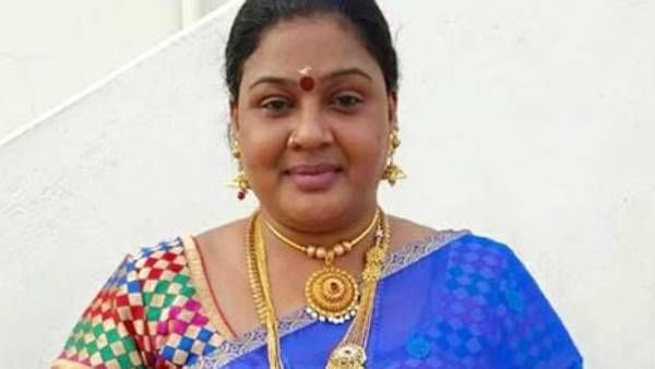 உதவி கேட்டால், வீடியோ கால் வரியானு ஆபாசமா பேசுறாங்க.. கதறி அழுத நடிகை சிந்து!