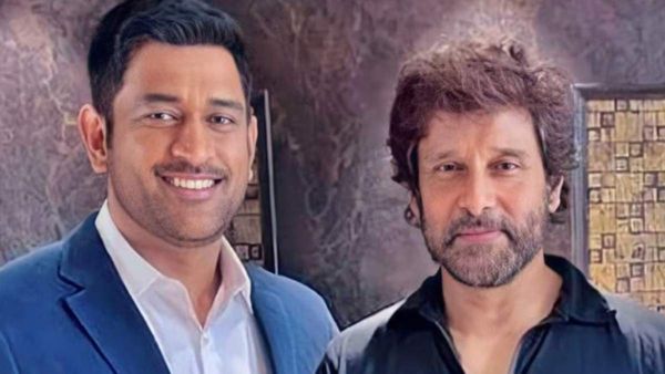 Vikram :தோனியை பார்த்து வியந்தேன்.. தலயுடன் புகைப்படம் வெளியிட்ட சியான்!