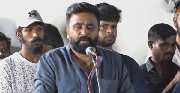 Sasikumar - அயோத்தி வெற்றி இருக்கட்டும்.. எனக்கு ஒரு வருத்தம்தான் - சசிகுமார் எமோஷனல்