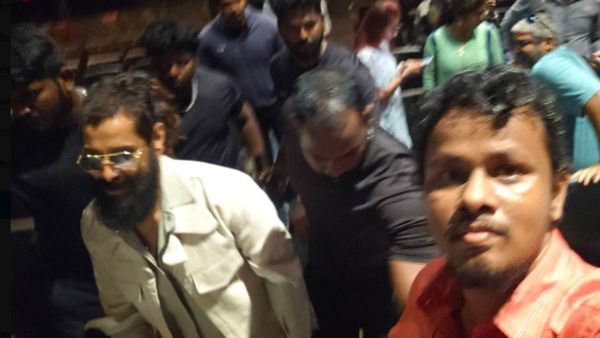 PS 2: அய்யய்யோ ஐமேக்ஸ் புட்டுக்கிச்சா... பொன்னியின் செல்வன் 2 பார்க்கச் சென்ற விக்ரம் ஏமாற்றம்!