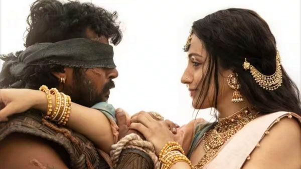 Ponniyin Selvan 2 - இணையத்தில் வெளியான பொன்னியின் செல்வன் 2 - என்ன இவ்ளோ ஸ்பீடா இருக்காங்க?