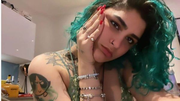 Avantika :உடல் முழுவதும் டாட்டூஸ்.. கலரிங் செய்யப்பட்ட முடி.. குஷ்பூ மகளின் அடுத்த அதிரடி!