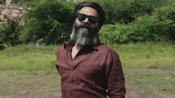 Pathu Thala Video Song - நீ சிங்கம்தான் - பத்து தல வீடியோ சாங்கை கொண்டாடும் ரசிகர்கள்