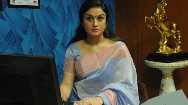 ரியல் எஸ்டேட் மோசடிகள் பற்றிப் பேசும் படம் ''உன்னால் என்னால்'