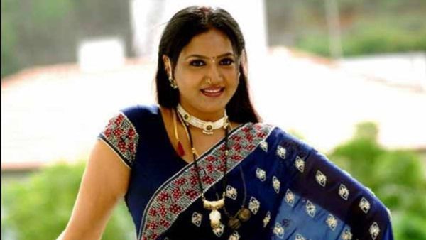 Nattamai teacher : நாட்டாமை டீச்சர் இப்போ எப்படி இருக்கிறார் தெரியுமா?