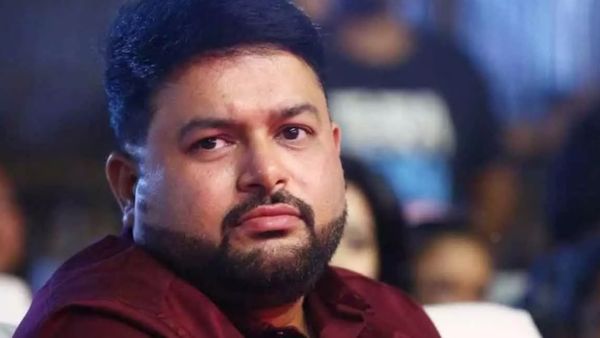 Thaman: வயிறு எரியுதா.. ஃப்ரீயா மோரும் வாழைப்பழமும் தரேன் வாங்க.. தமன் போட்ட பதிவு.. பின்னணி என்ன?