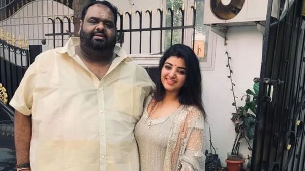 ரூ.15 லட்சம் அபேஸ்..பல நாட்களாக இழுத்தடிப்பு...சீரியல் நடிகை மகாலட்சுமி கணவர் இப்படி செய்யலாமா?