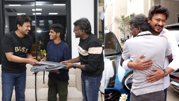 Maamannan: அப்படியொரு மிரட்டலான நடிப்பு.. சூர்யாவுக்கு லேப்டாப் பரிசளித்த உதயநிதி ஸ்டாலின்!