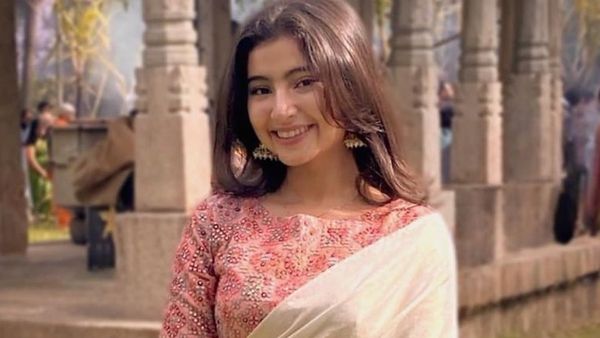 Sara: நாயகியாக களமிறங்கும் சாரா.. யார் இயக்கத்தில் தெரியுமா?