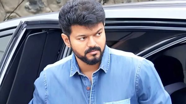 Vijay - யப்பா விஜய் இத்தனை தொழில் செய்கிறாரா?.. அதுவும் இந்த தொழில்தான் அவரது மெயின்