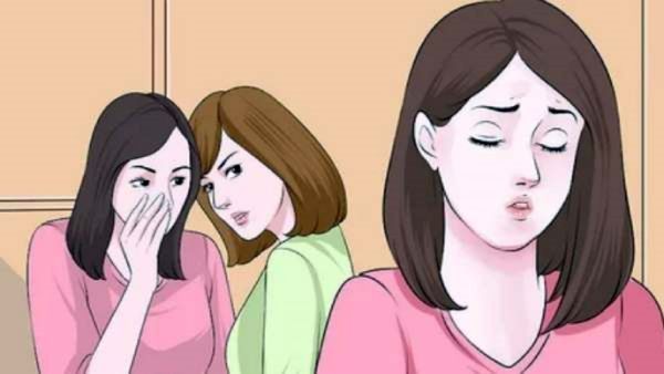 என்னுடைய உள்ளாடையை கூட விட்டுவைக்கல..புலம்பும் மலையாள நடிகை!