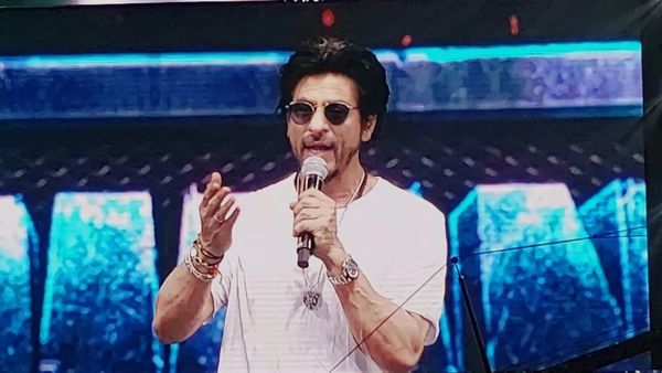 Shah Rukh khan: என்னது குழந்தைக்கு கோ புரொடக்ஷனா.. முகம் சுளிக்க வைத்த ஷாருக்கான் பேச்சு!