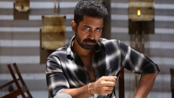 Vijay Antony Daughter - கண்ணீருக்கு மகள் ஆறுதல்.. தங்கக்கட்டி செல்லக்குட்டி.. விஜய் ஆண்டனி மனைவி உருக்கம்