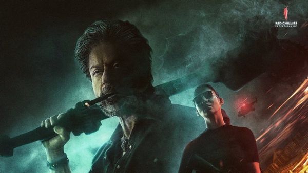 Jawan: அப்பா ஷாருக்கான் தான் கொல மாஸ்.. இடைவேளை காட்சியை ஷேர் செய்து தெறிக்கவிடும் ரசிகர்கள்!