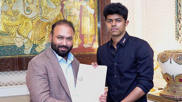 Jason Sanjay: ஜேசன் சஞ்சய் முதல் படமே பான் இந்தியா ரிலீஸ்... பட்ஜெட்டை வாரி இறைக்கும் லைகா..?