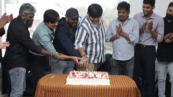 Jigarthanda XX success meet: வெற்றிவிழாவை கொண்டாடிய ஜிகர்தண்டா டபுள் எக்ஸ் டீம்.. யார் தெரியுமா?