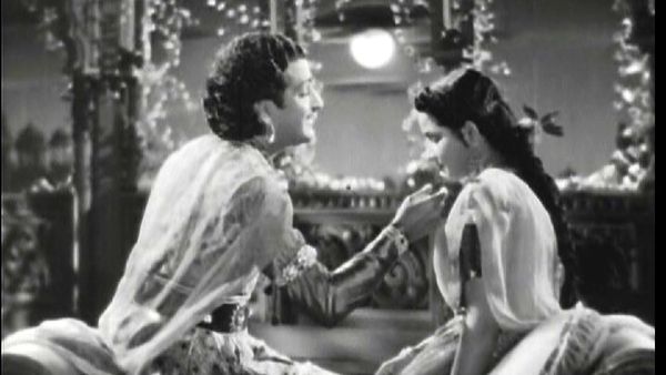 Pathala Bhairavi: அப்பவே அப்படி கலக்கிய பாதாள பைரவி.. 4கே தொழில்நுட்பத்தில் மறுபடி வந்தாச்சு