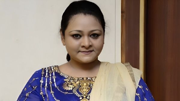 Shakeela - அந்த ஹீரோவின் அப்பா ஒரு டைரக்டர்.. என்னை படுக்கைக்கு கூப்பிட்டார்.. பெயரோடு போட்டுடைத்த ஷகீலா