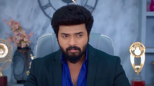 இனியனுக்காக தீபா எடுக்கும் அதிரடி முடிவு.. கார்த்திகை தீபம் இன்றைய எபிசோட்!