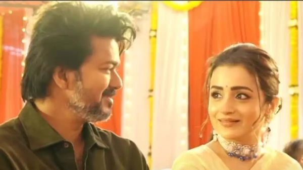 லியோ இண்டஸ்ட்ரி பிளாக்பஸ்டர்.. ரெக்கார்ட் பிரேக்.. படக்குழு வெளியிட்ட போஸ்டர்!