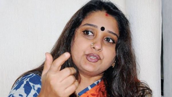 ஆதார் கார்டை வைத்து மிகப்பெரிய மோசடி.. வம்பில் சிக்கிய கேஜிஎஃப் நடிகை.!