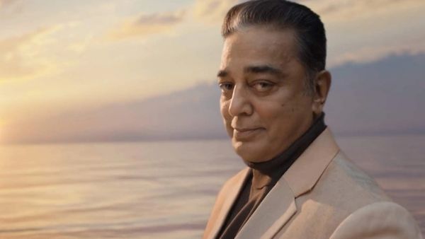 Bigg Boss 7: என்னடா நடக்குது அங்க.. ஸ்மோக்கிங் ரூமில் கசமுசா.. கழுவி ஊற்றும் நெட்டிசன்ஸ்!