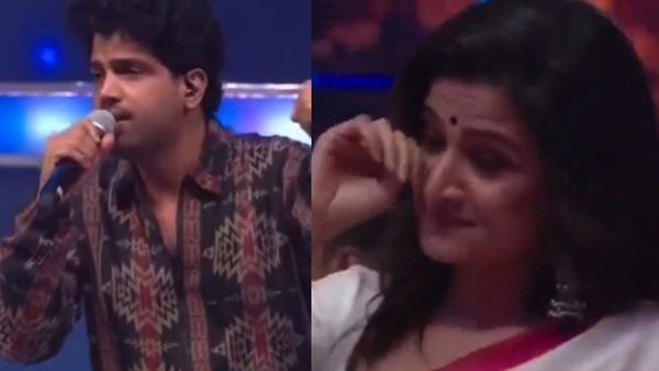 மேடையில் பாடகரால் கண்ணீர் விட்டு கதறி அழுத டிடி.. பதறிப்போன ரசிகர்கள்!