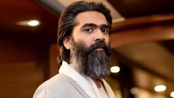 பாகுபலிக்கே டஃப் கொடுக்க போகிறதா சிம்பு படம்.. இதுவரை தொடங்காததற்கு இப்படியொரு பக்கா காரணம் இருக்கா?