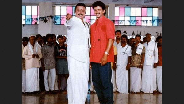Vijayakanth: விஜய்யை ஏற்றிவிட்ட ஏணி விஜயகாந்த்... கேப்டன் முகத்தில் என்னவொரு சந்தோஷம்ன்னு பாருங்க!