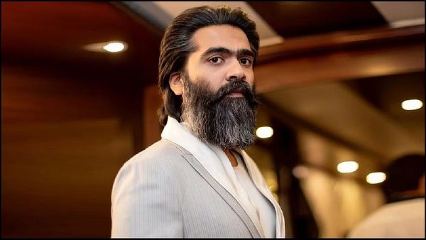 STR 50: தனுஷ் ரூட்டில் சிம்பு... STR 50 படத்தில் காத்திருக்கும் சர்ப்ரைஸ்... இப்போதே சம்பவம் ரெடி!