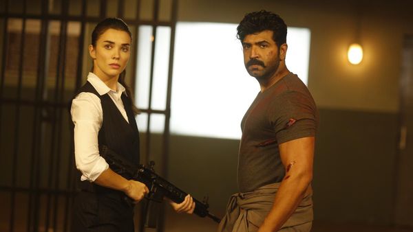 Mission Chapter 1: பாண்டிச்சேரியில் தியேட்டரில் படம் பார்த்த அருண் விஜய்.. அட இவ்வளவு ரெஸ்பான்சா!