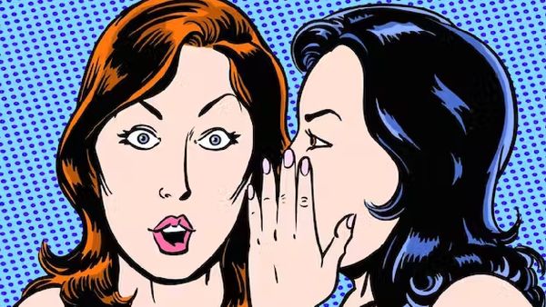 அம்மாவுக்கே டிமிக்கி கொடுத்துட்டு நடிகை செஞ்ச காரியம்.. இப்போ குத்துதே குடையுதேன்னு புலம்பல்!