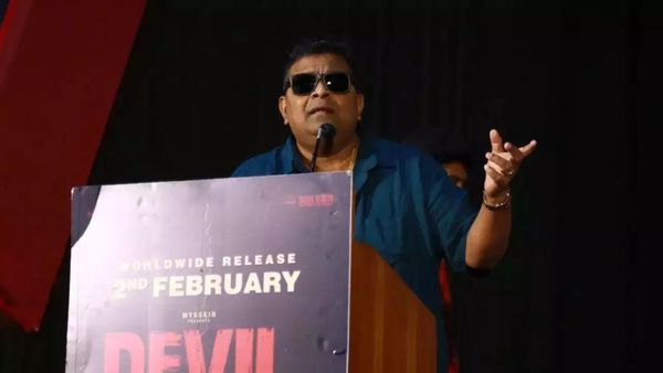 நடிகை பூர்ணா வயிற்றில் குழந்தையாக பிறக்க வேண்டும்..இயக்குநர் மிஸ்கின் விபரீத விருப்பம்!