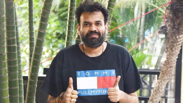 இனி நான் முரட்டு சிங்கிள் மாரிமுத்து இல்ல.. கல்யாண அப்டேட் கொடுத்த பிரேம்ஜி!