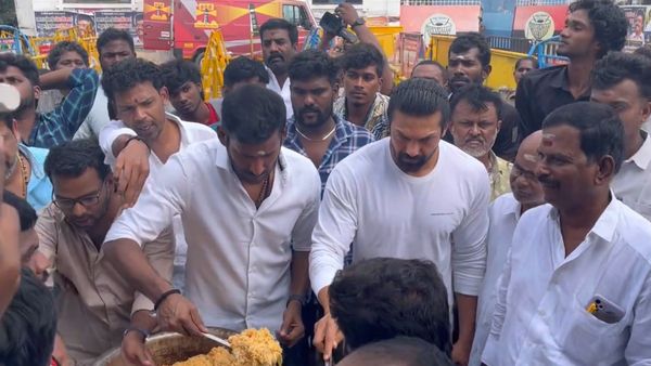 விஜயகாந்த் நினைவிடத்தில் கால் வைத்ததும்.. விஷால் உடம்பில் இறங்கிய கேப்டன்.. அவரை மாதிரியே அன்னதானம்!