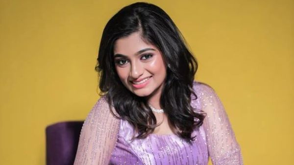 VJ Archana: இப்படி ஒரு கதை இருக்கா.. யார் இந்த விஜே அர்ச்சனா.. வெளியான புது கதை!