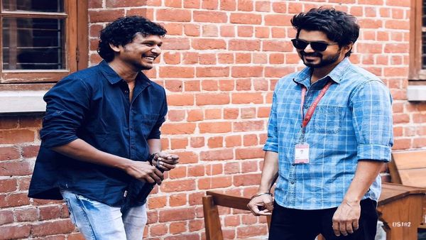 Master - மம்மூட்டியின் படத்தை காப்பி அடித்துதான் மாஸ்டர் உருவானதா?.. ரசிகர்கள் விளாசல்