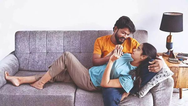 Lover Review: அந்த பொண்ணோட ஃப்ரீடம்ல தலையிட நாம யாரு.. மணிகண்டனின் ’லவ்வர்’ விமர்சனம் இதோ!