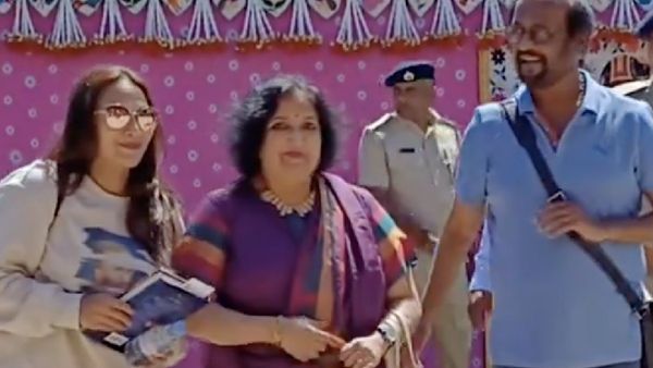 களைகட்டும் ஜாம்நகர்.. மனைவியுடன் ஆனந்த் அம்பானி திருமணத்திற்கு வந்த ரஜினி!