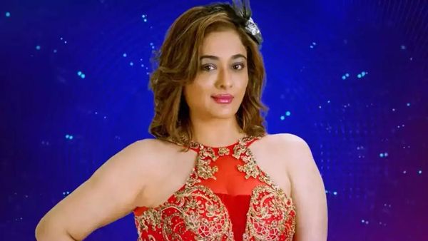 என்னை அடித்தார்.. டார்ச்சர் செய்து ஆடைகளை கிழித்துவிட்டேன்.. காதலன் பற்றி மனம் திறந்த கிரண்