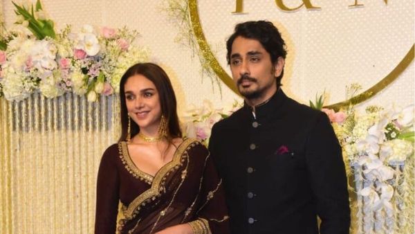 2வது திருமணம் செய்துக் கொண்ட அதிதி ராவ்.. சித்தார்த்துடன் தெலங்கானா கோயிலில் ரகசிய கல்யாணம்?