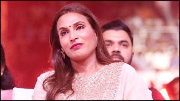 Aiswarya Rajini: என்னோட இதயம் நடுங்குகிறது.. புதுச்சேரி சம்பவம் குறித்து பதைபதைத்த ஐஸ்வர்யா ரஜினி!