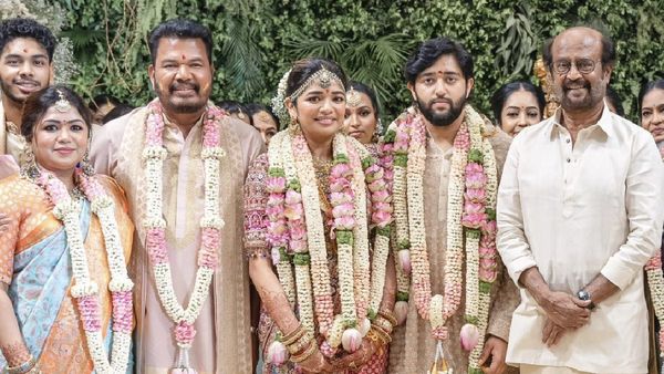 கோலாகலமாக நடந்த ஷங்கர் மகளின் திருமணம்.. திரண்டு வந்து வாழ்த்திய பிரபலங்கள்!