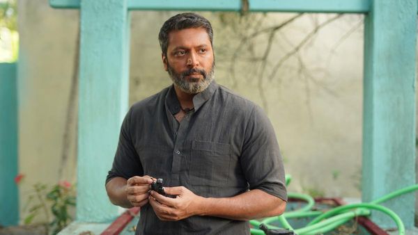 அரத பழைய கதை.. ஓடிடியில் அடிவாங்கிய சைரன்.. வருத்தத்தில் ஜெயம் ரவி!