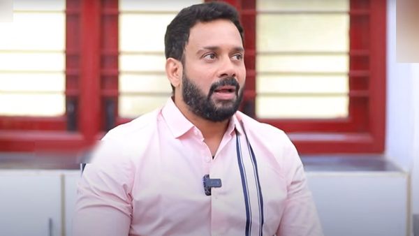 ’சின்ன தளபதி’ பட்டம் என்னாச்சு?.. டைரக்டர் சொதப்பினா காசுக்காக நடிக்க வேண்டியதுதான்.. பரத் பேட்டி!